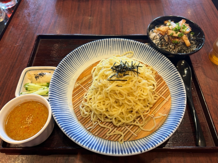 『昼食』の画像