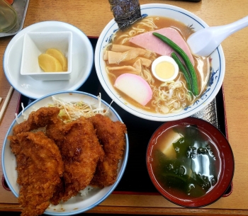 『ヒレカツ丼』の画像